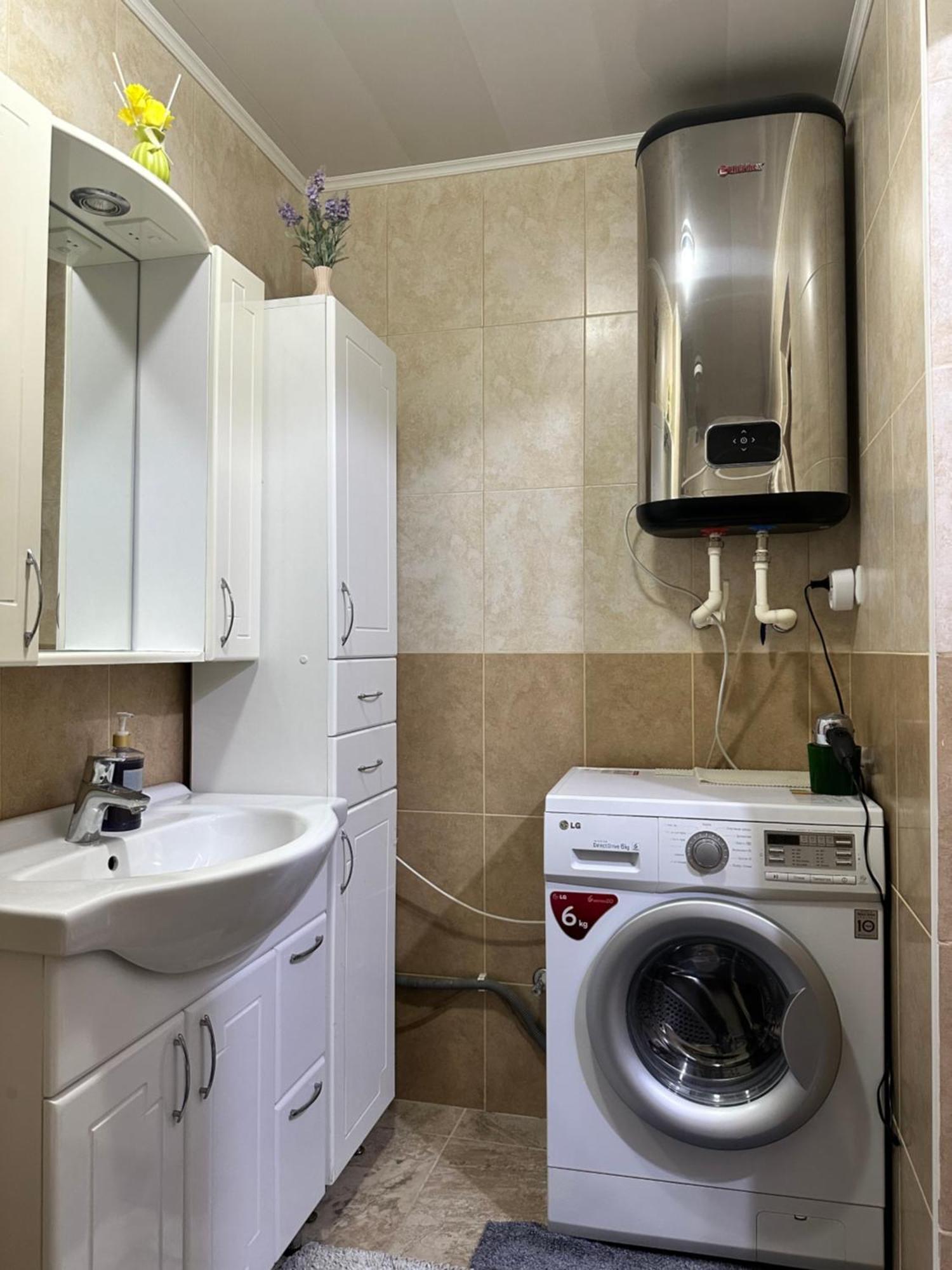 Comfortable Apartment In تشيسيناو المظهر الخارجي الصورة